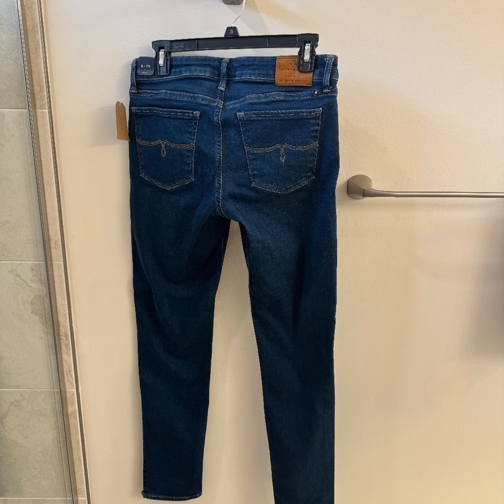 Lucky Brand JEANS. Size 8/29. straight ankle NWT - Picture 5 of 12